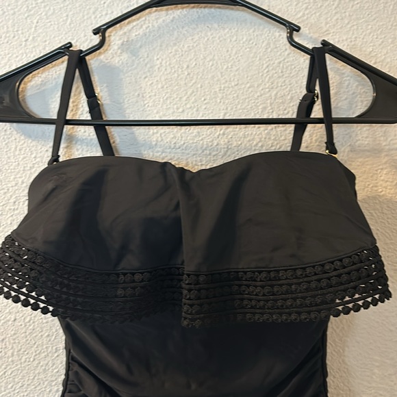 Kona Sol ruffle top one piece swimsuit with removable straps size small - Picture 3 of 6
